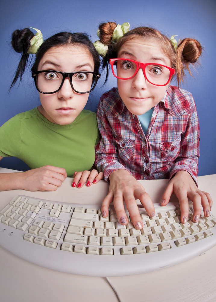 What are the Pros and Cons of Snooping on Your Kids Online? | McAfee Blog